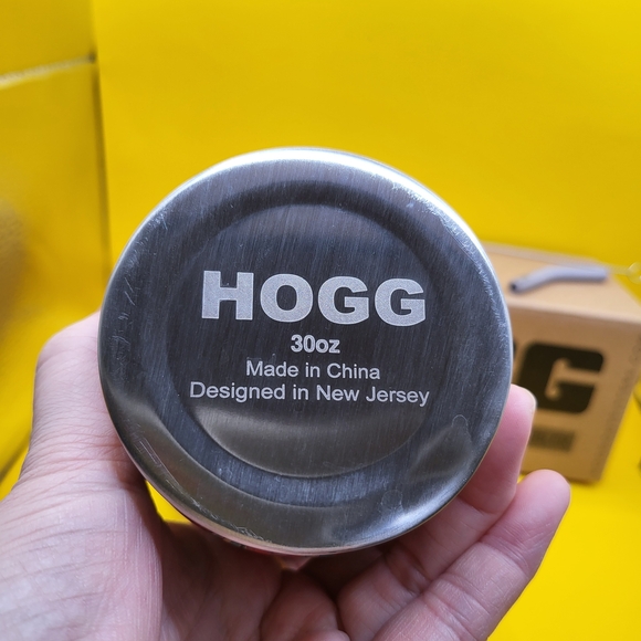 Hogg Outfitters 30 oz Stainless Steel Insulated Tumbler w Straw, Cleaner - Picture 3 of 4